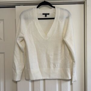 Banana Republic V-Neck Acrylic Sweater